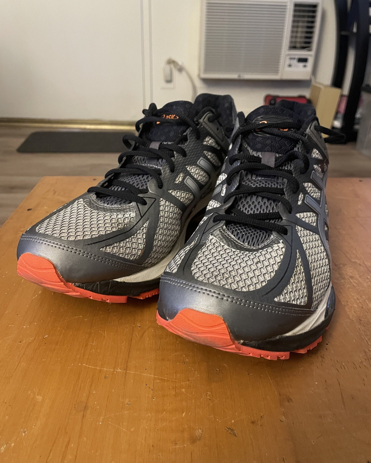 Asics Men's Size 13 Running Shoes